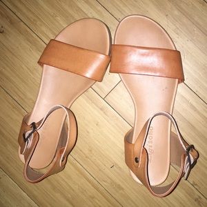 Zigi soho flat sandals